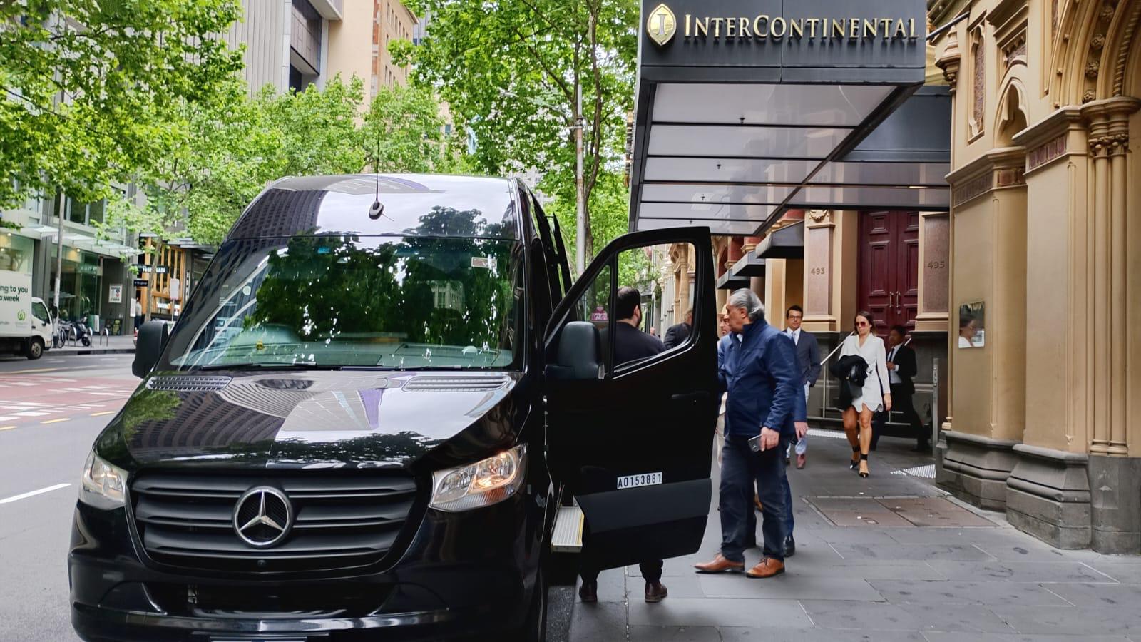 Sprinter on a Melbourne Christmas lights run
